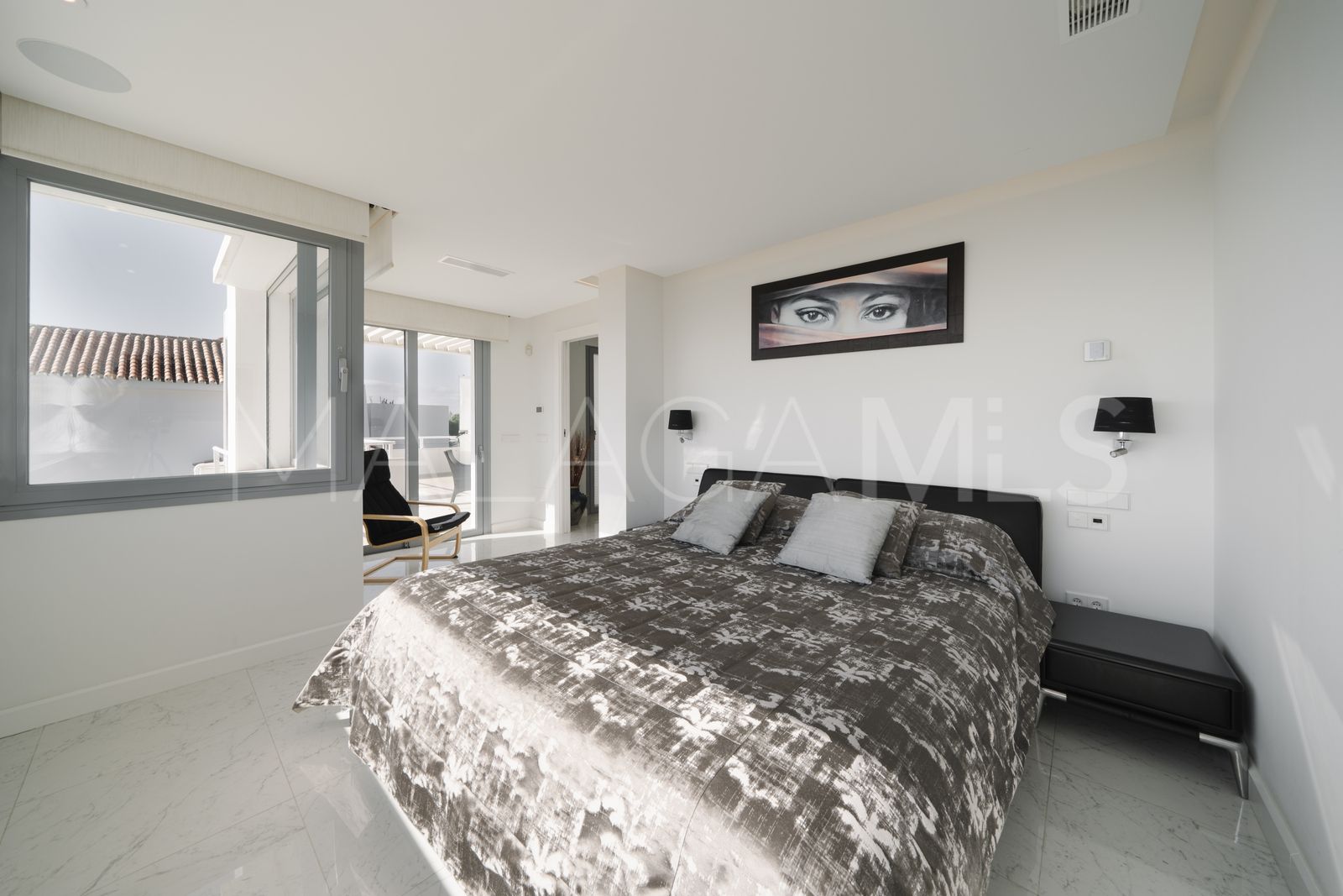 Nueva Andalucia villa for sale