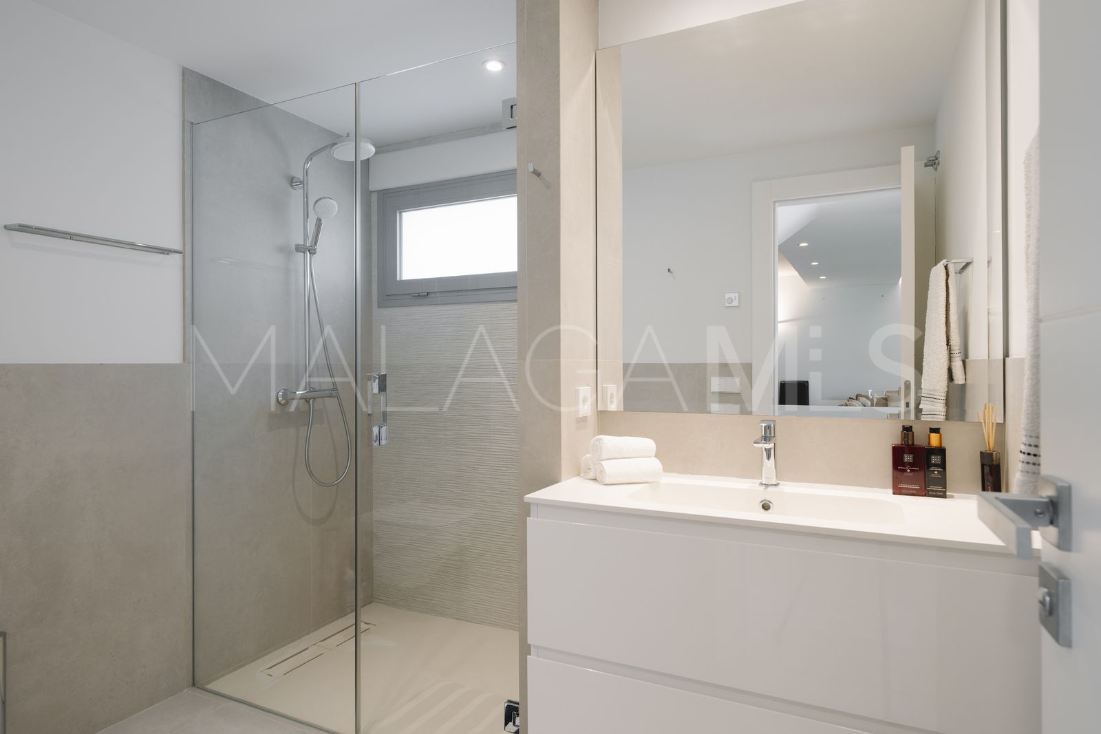 Nueva Andalucia villa for sale