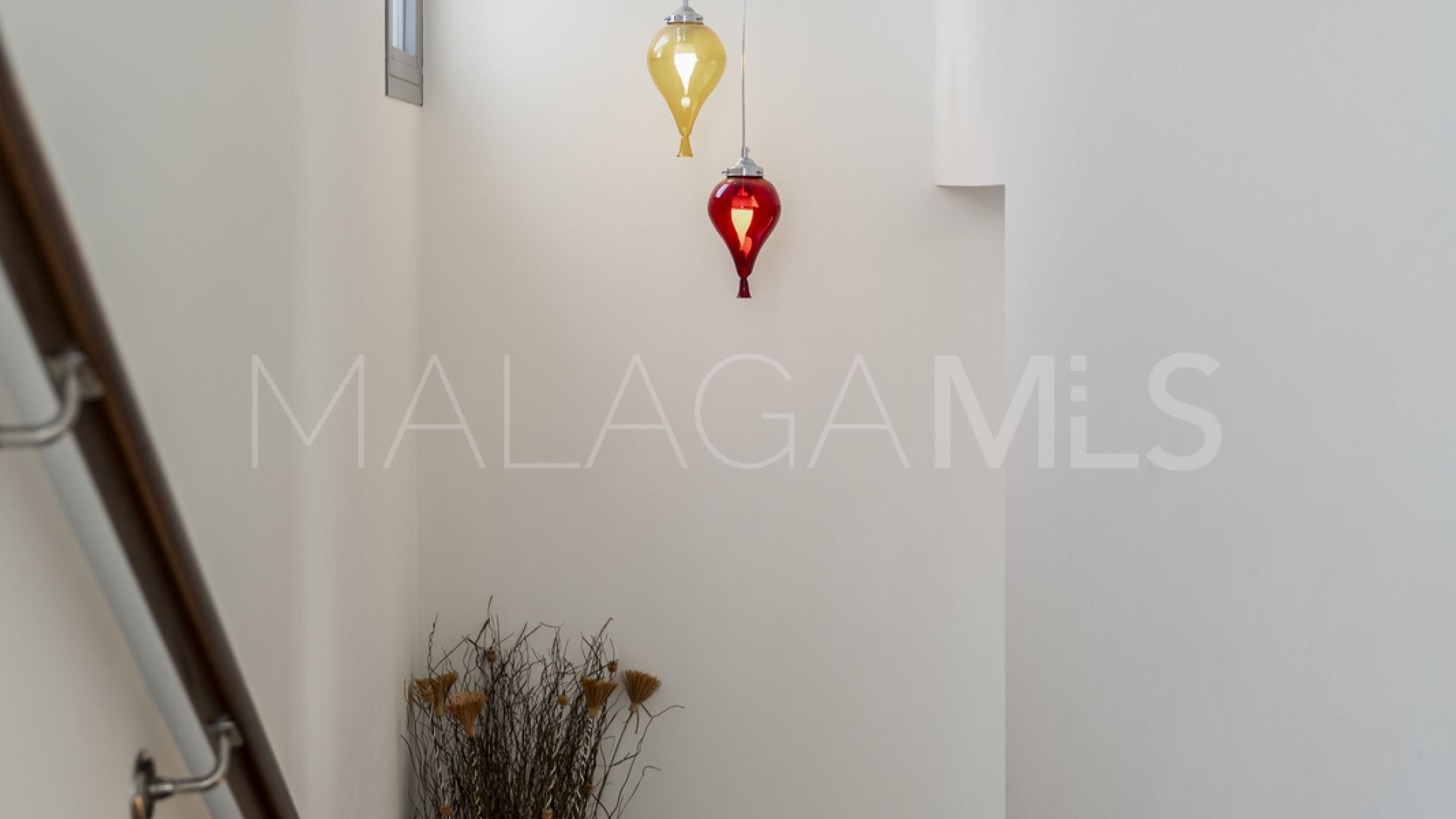 Nueva Andalucia villa for sale