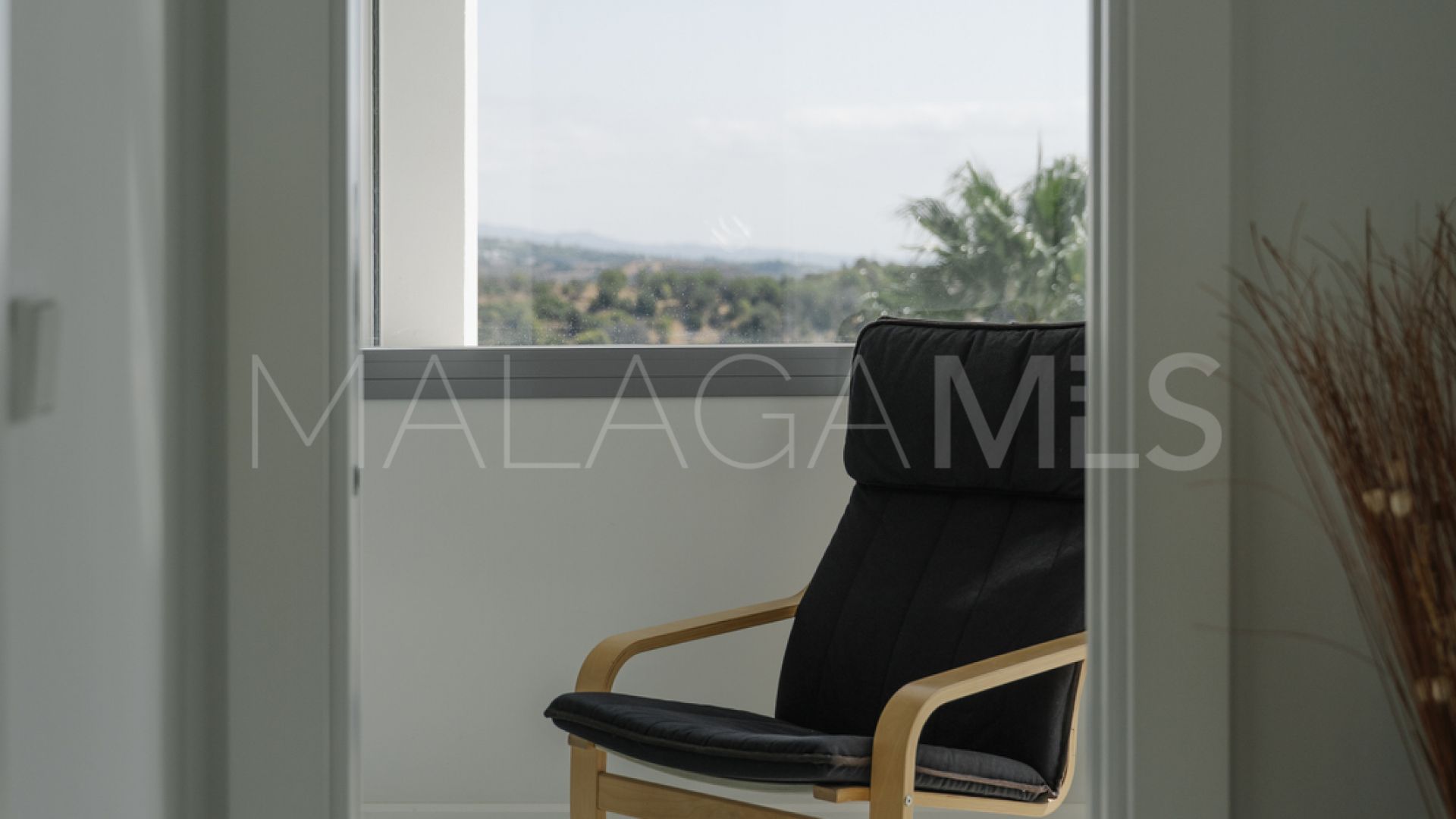 Nueva Andalucia villa for sale