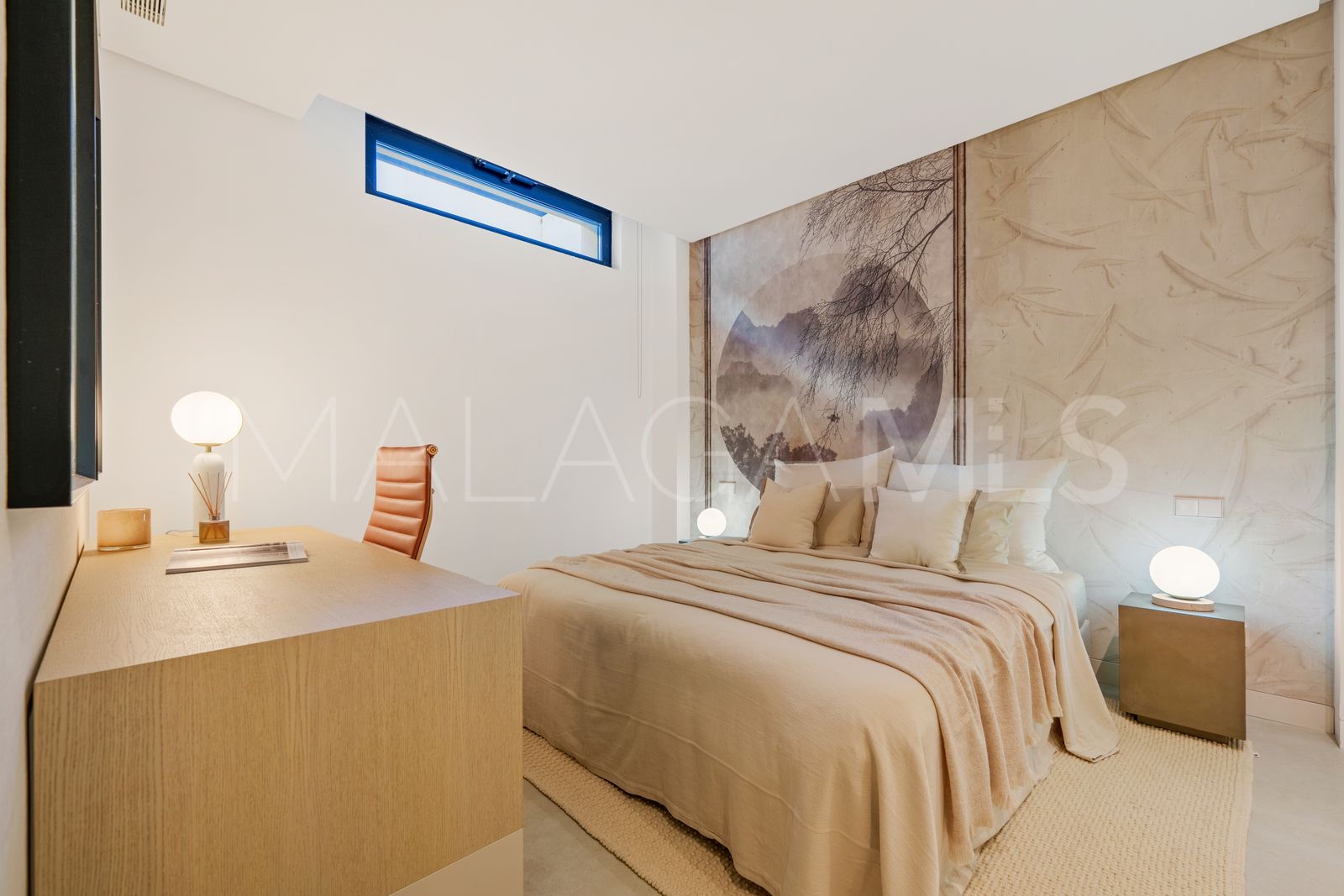 Villa for sale in Nueva Andalucia with 5 bedrooms