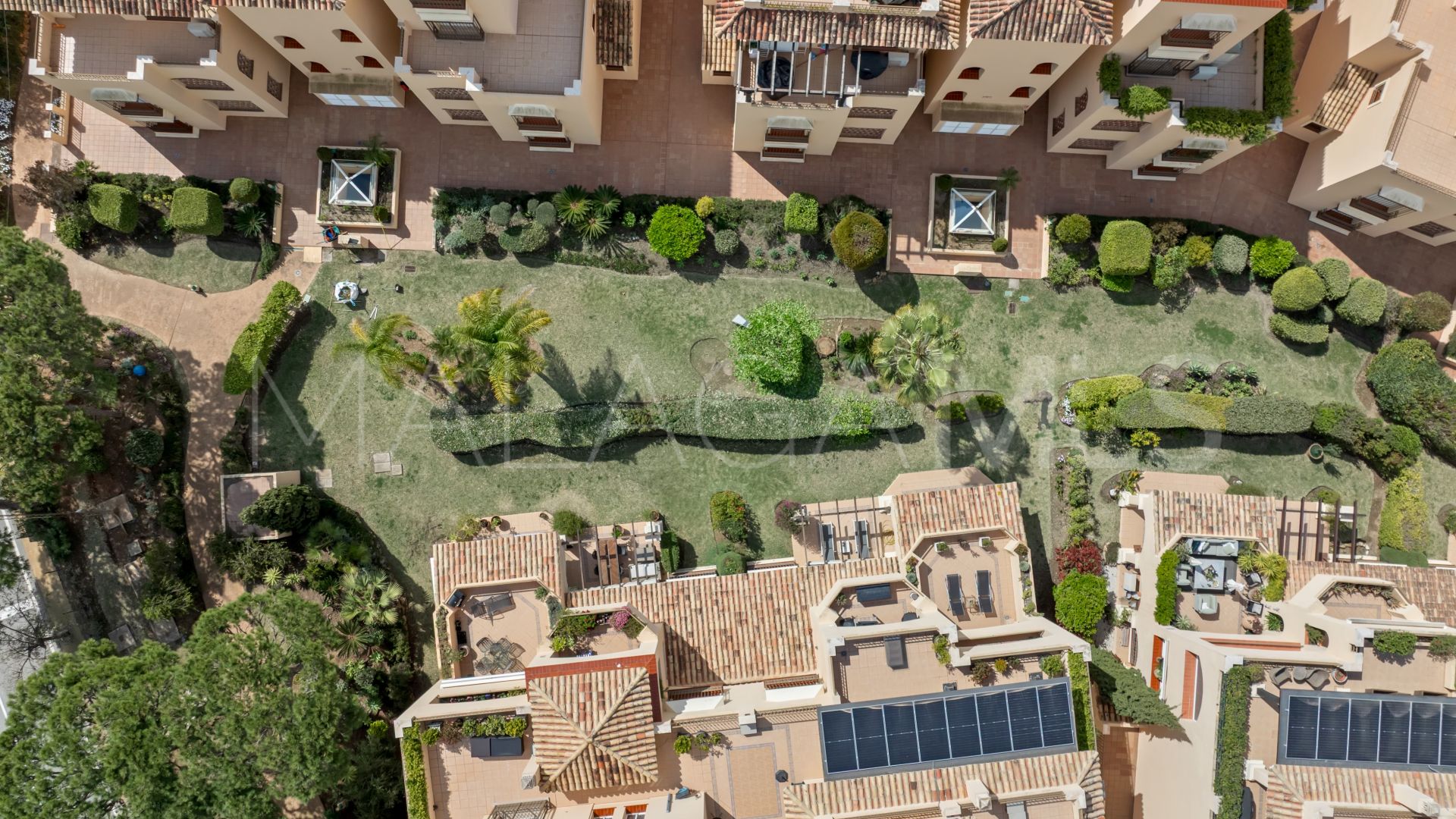 Erdgeschosswohnung for sale in Hacienda Elviria