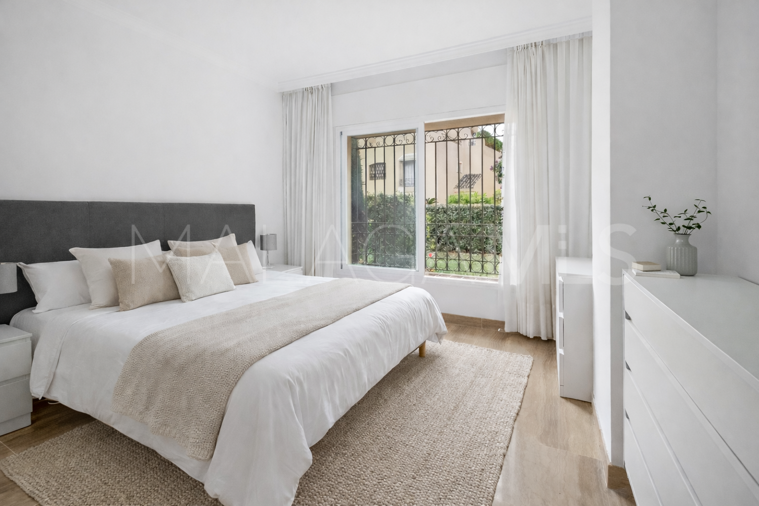 Erdgeschosswohnung for sale in Hacienda Elviria