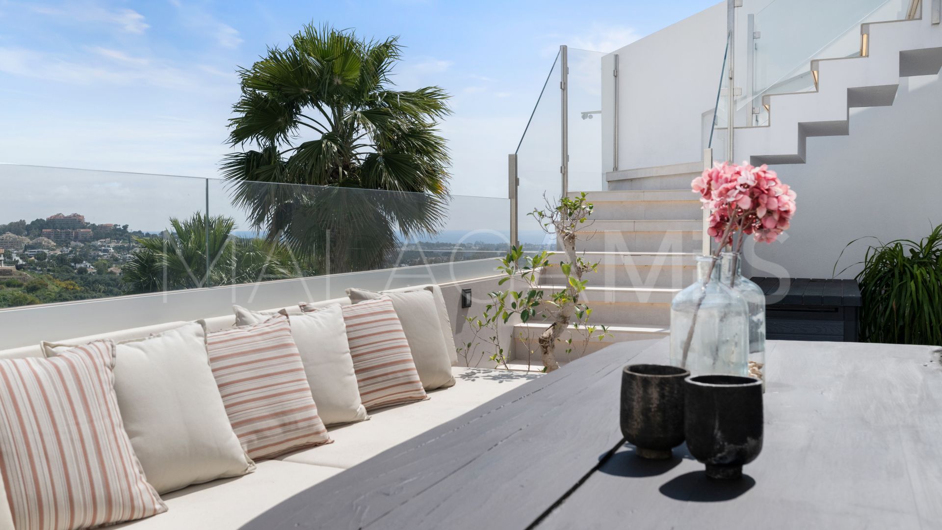 Penthouse for sale in La Quinta