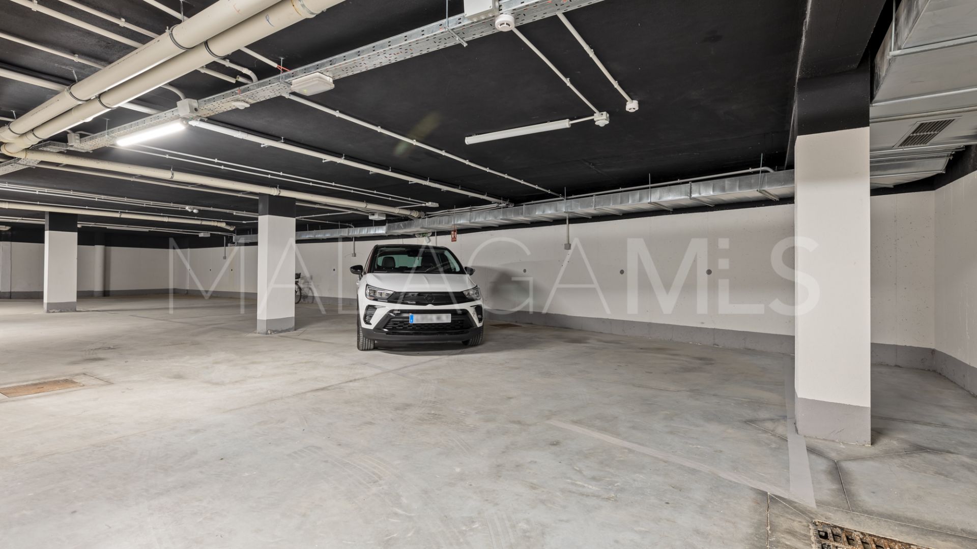 San Pedro de Alcantara, pareado a la venta de 4 bedrooms