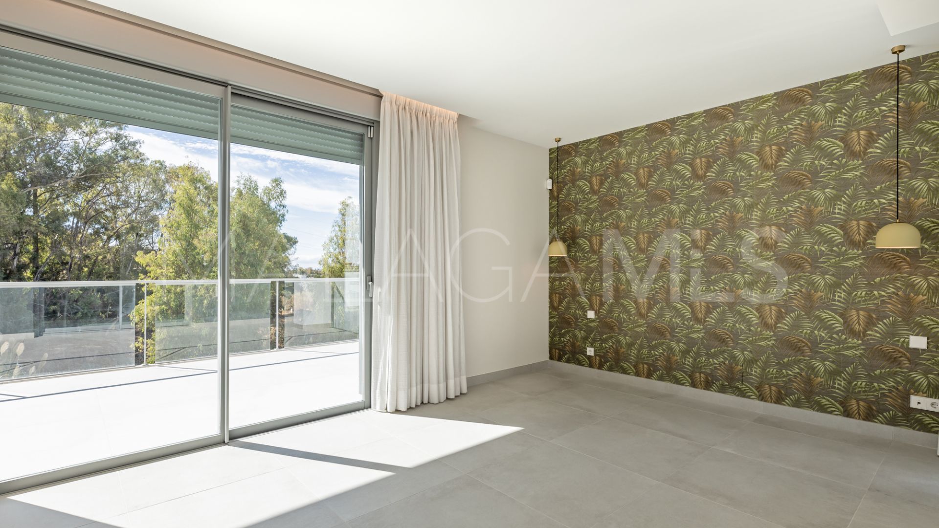 San Pedro de Alcantara, pareado a la venta de 4 bedrooms