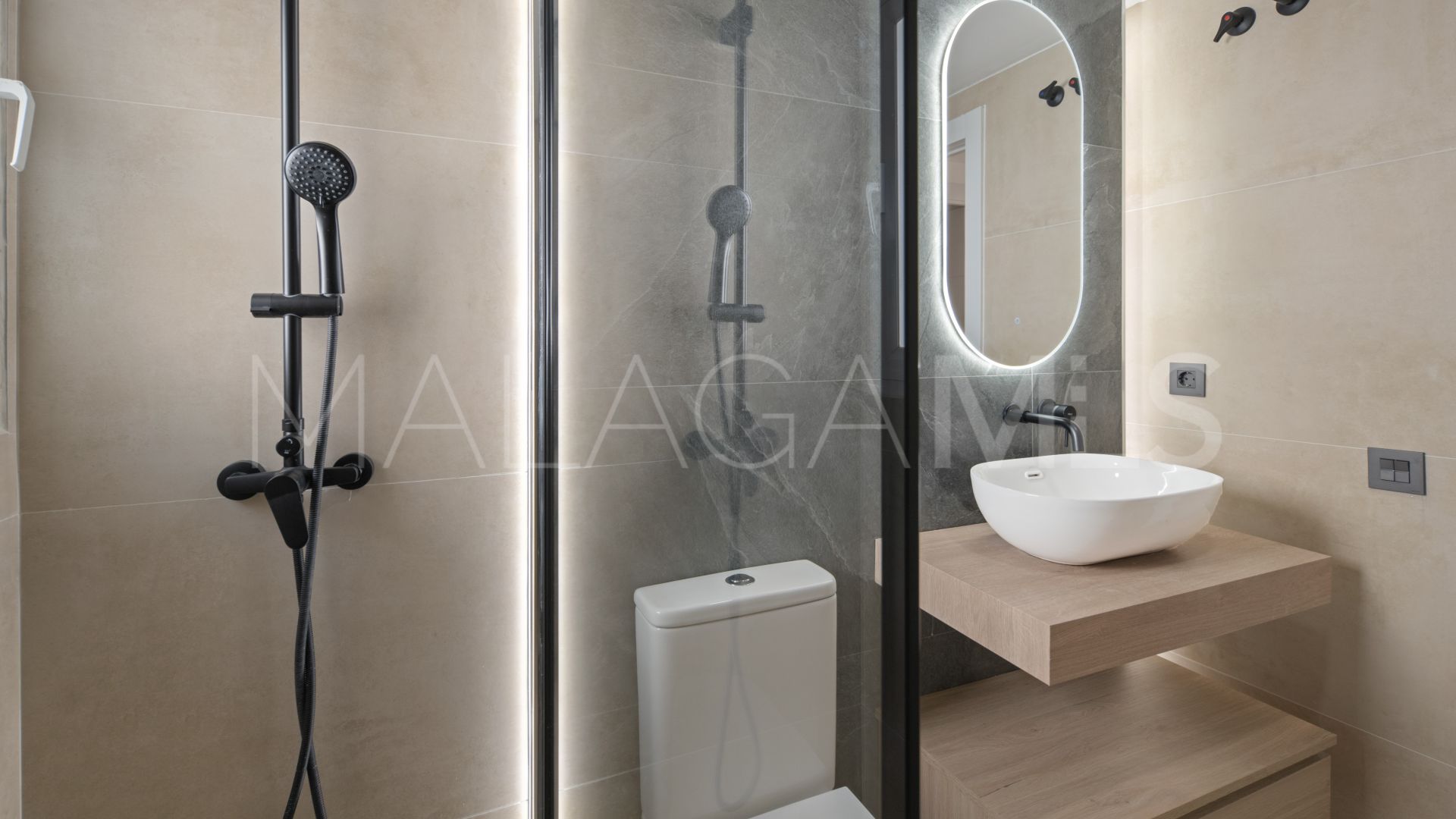 Buy apartamento in La Quinta