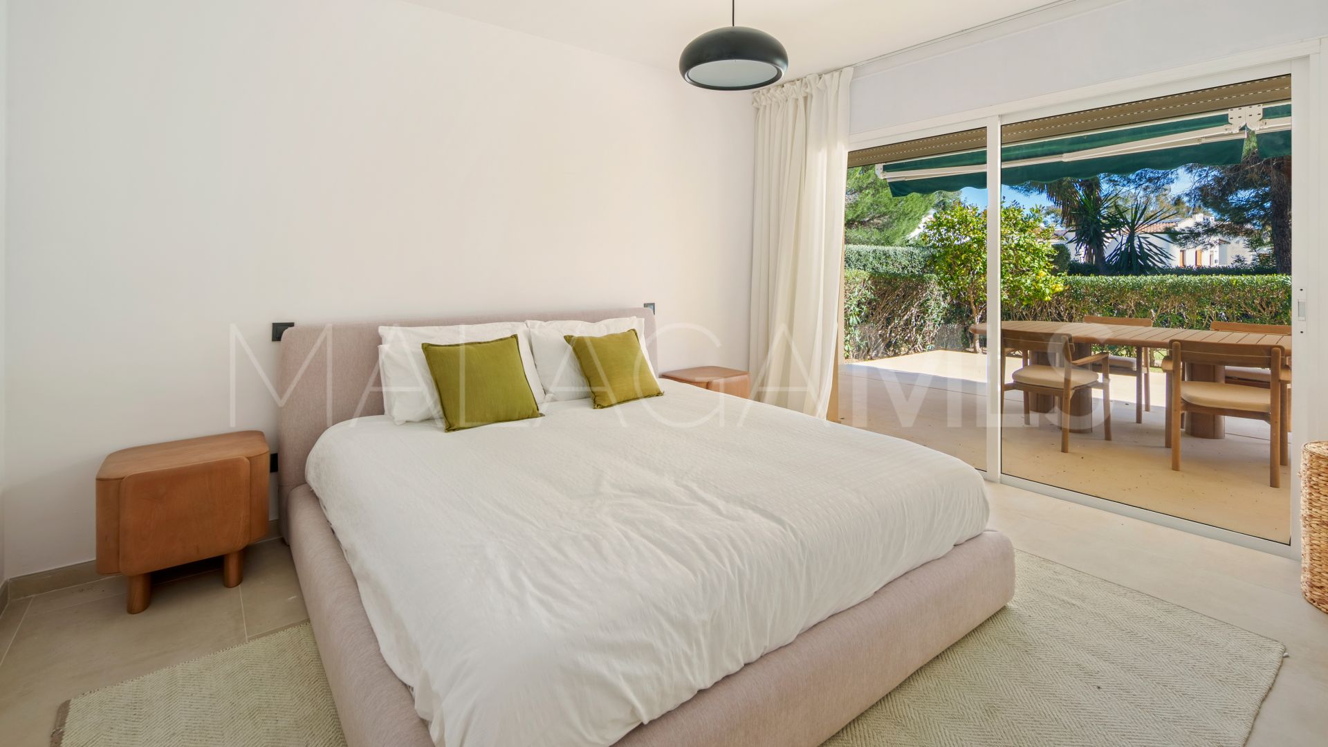 Lägenhet for sale in Nueva Andalucia