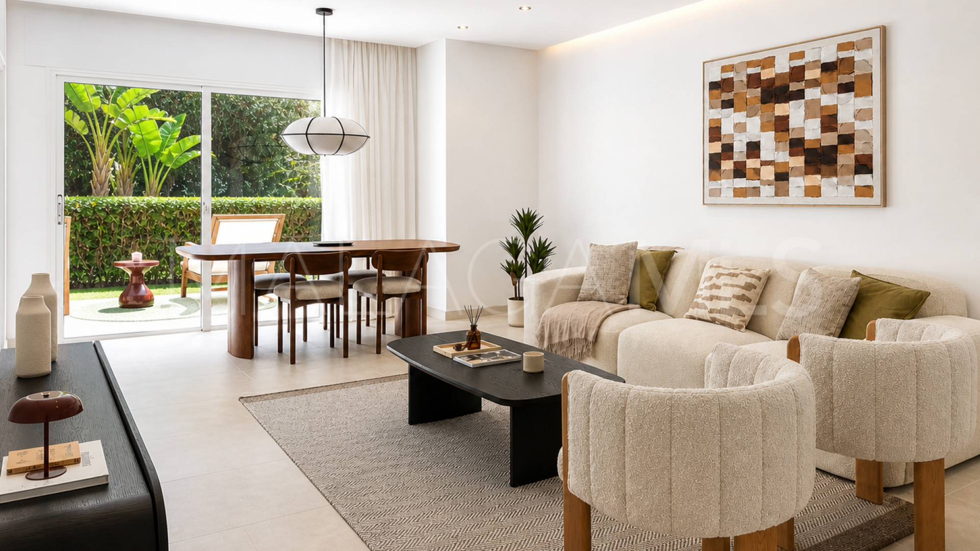 Markplanslägenhet for sale in Nueva Andalucia