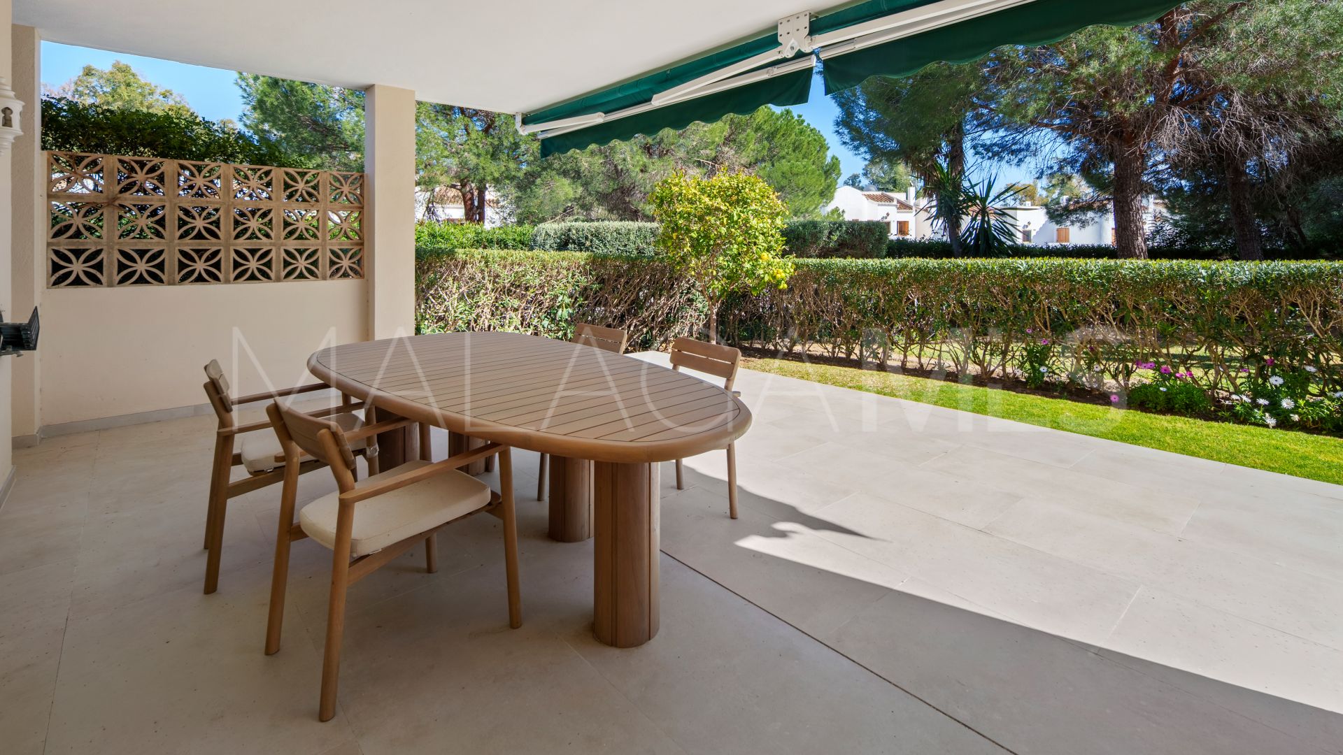 Lägenhet for sale in Nueva Andalucia