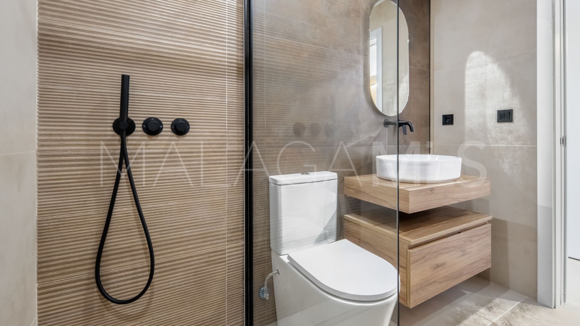 3 bedrooms apartment for sale in Nueva Andalucia