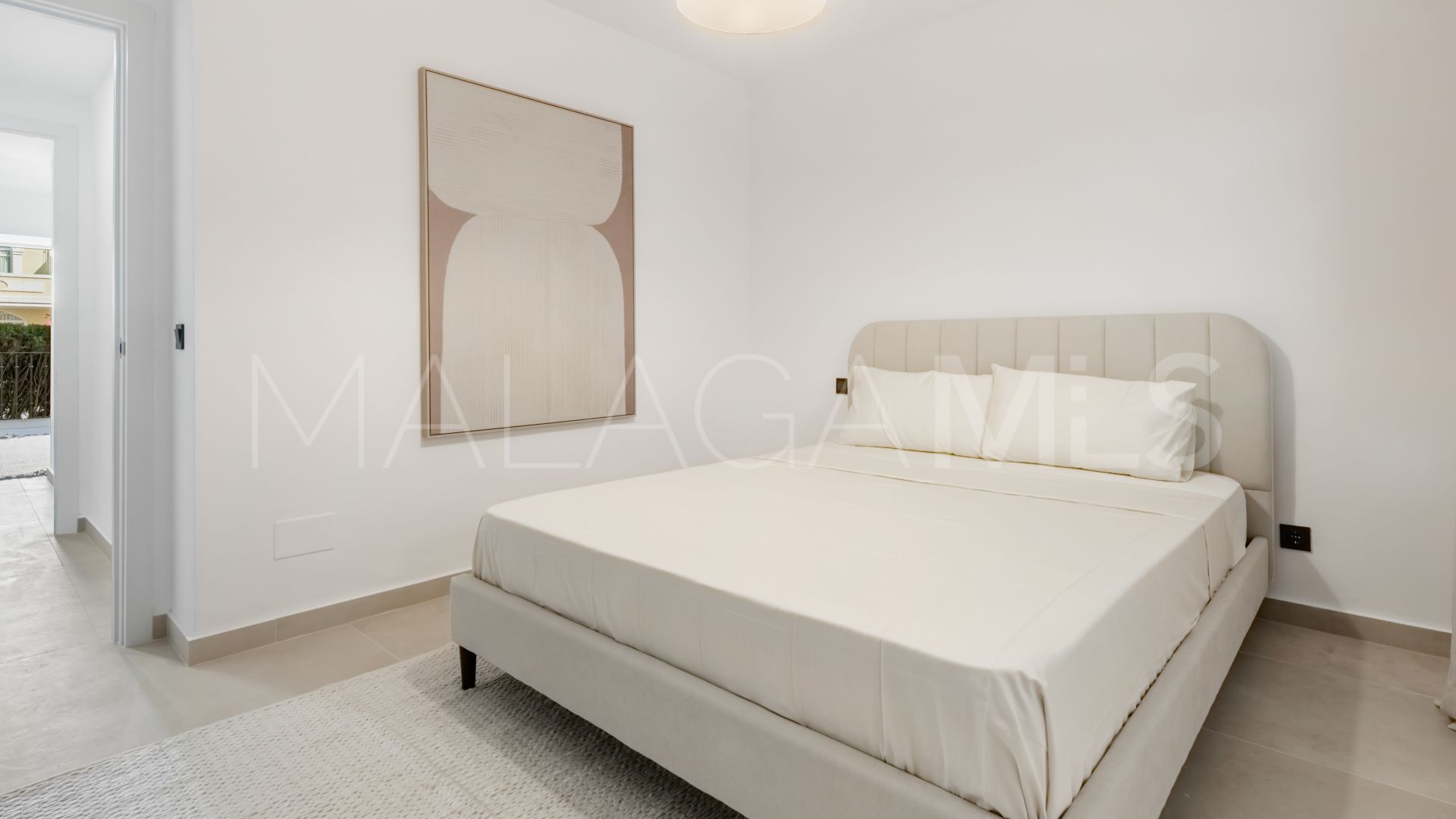 3 bedrooms apartment for sale in Nueva Andalucia