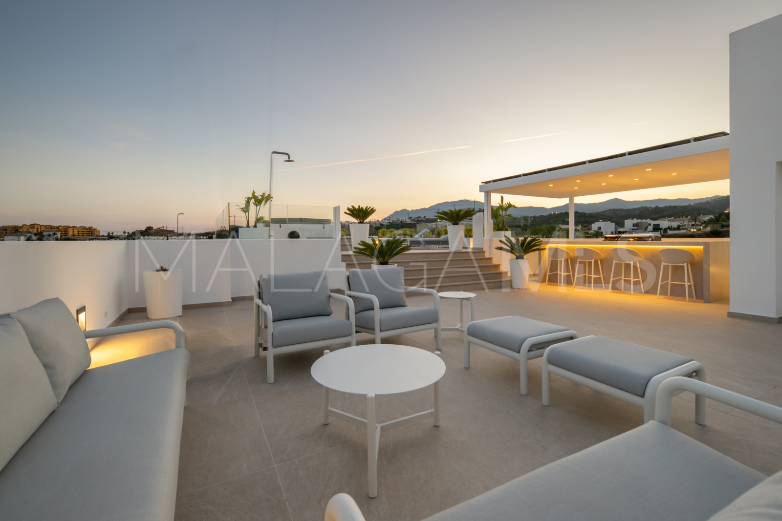 Villa for sale in La Resina Golf
