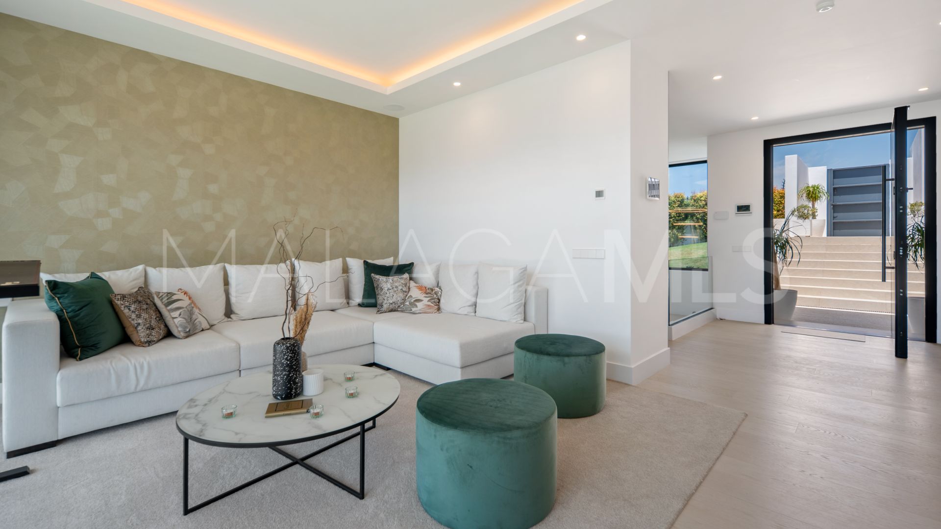 Villa for sale in La Resina Golf