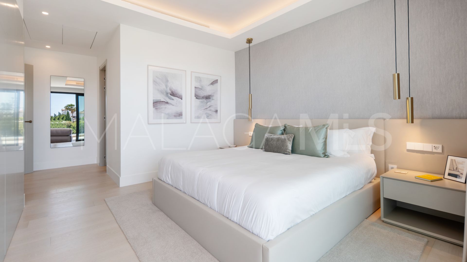 Villa for sale in La Resina Golf
