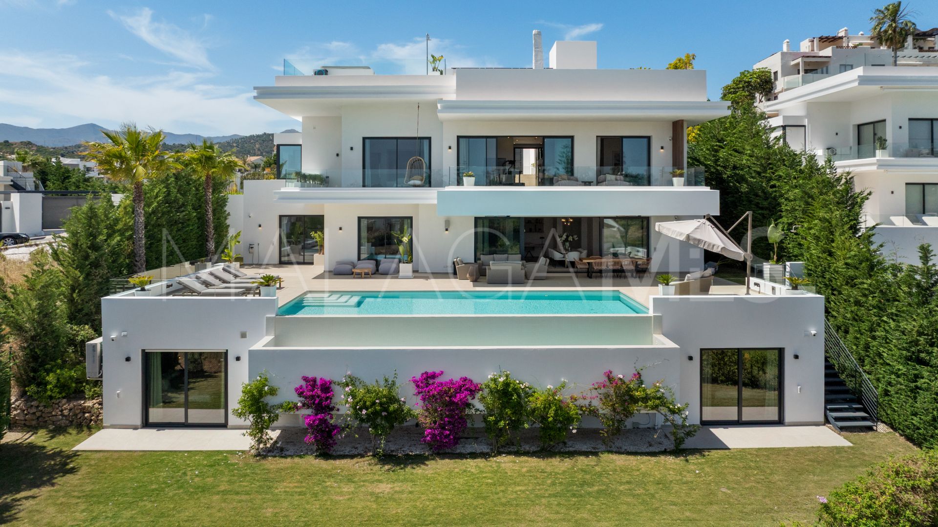 Villa for sale in La Resina Golf