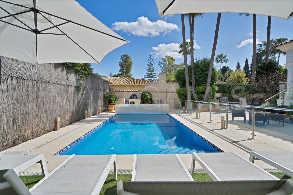 Villa for sale in Marbella - Puerto Banus