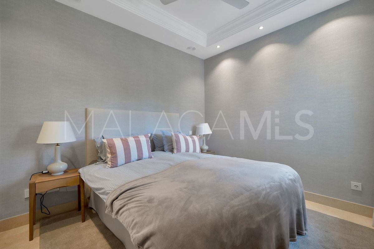 Villa for sale in Marbella - Puerto Banus
