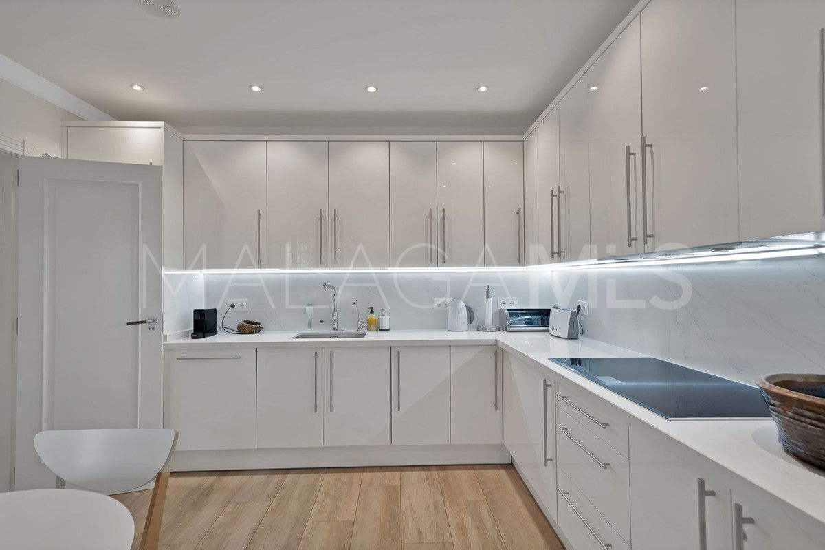 Villa for sale in Marbella - Puerto Banus