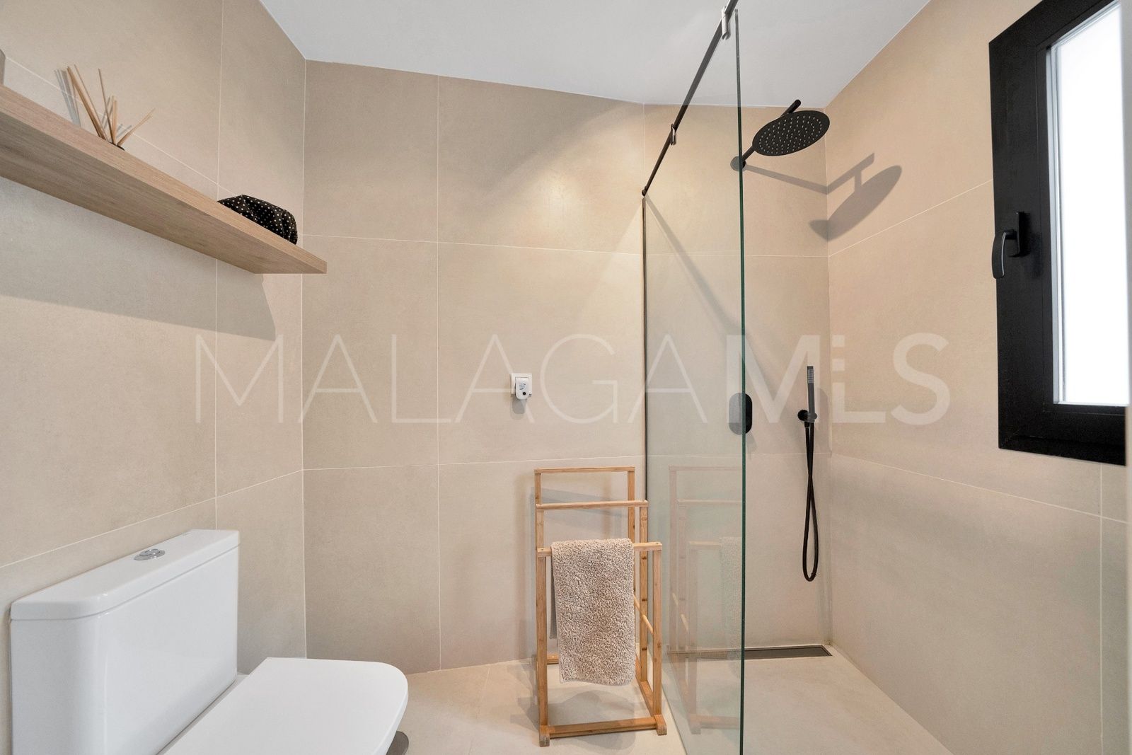 Appartement rez de chaussée for sale in Estepona