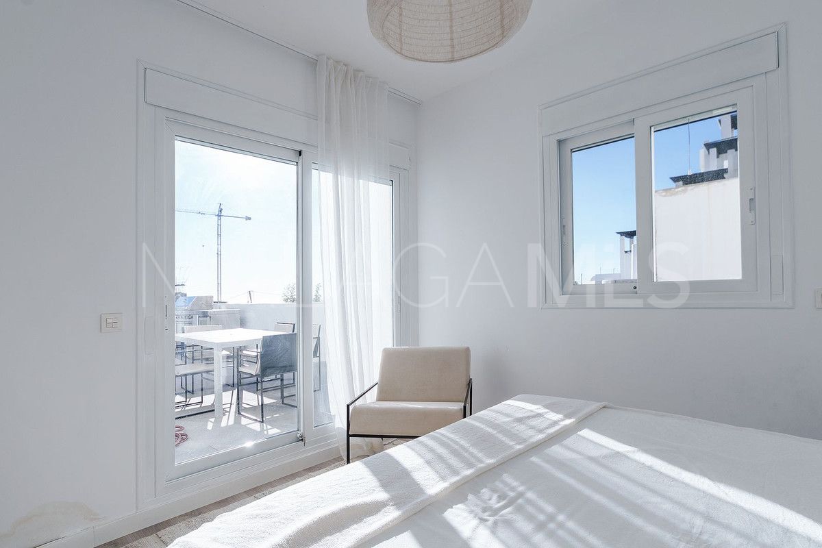 2 bedrooms Benahavis ground floor apartment for sale