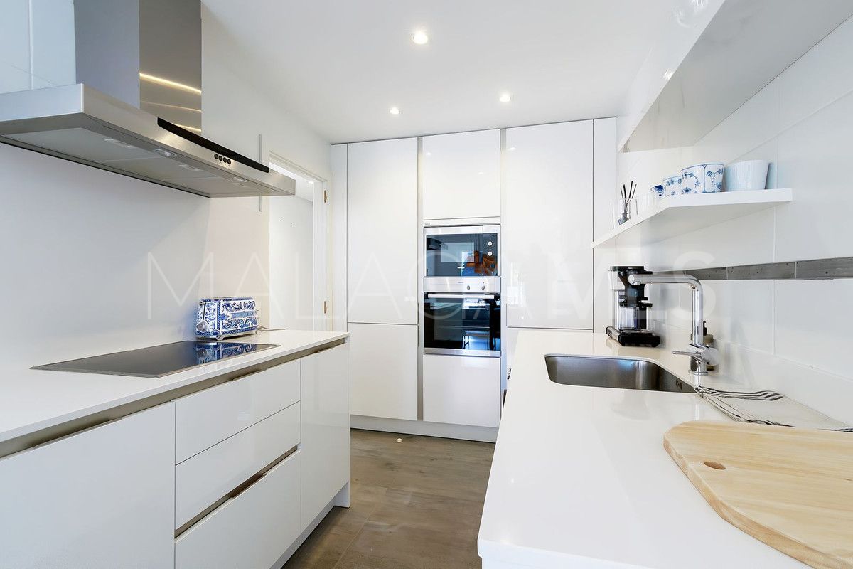 2 bedrooms Benahavis ground floor apartment for sale