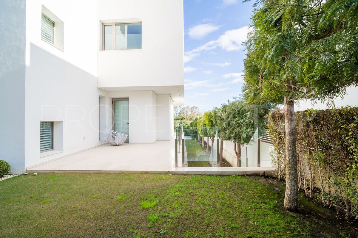 Villa con 4 dormitorios en venta en Marbella Ciudad