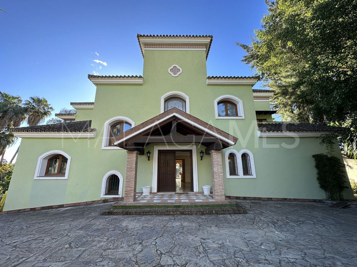 Villa in Benahavis for sale