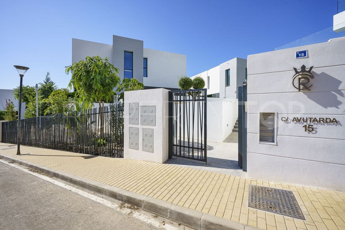 Villa a la venta de 5 dormitorios en Marbella Ciudad