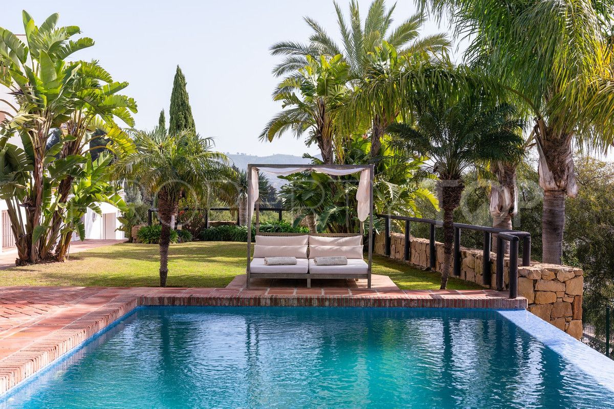 Villa de 6 dormitorios en venta en Marbella Ciudad