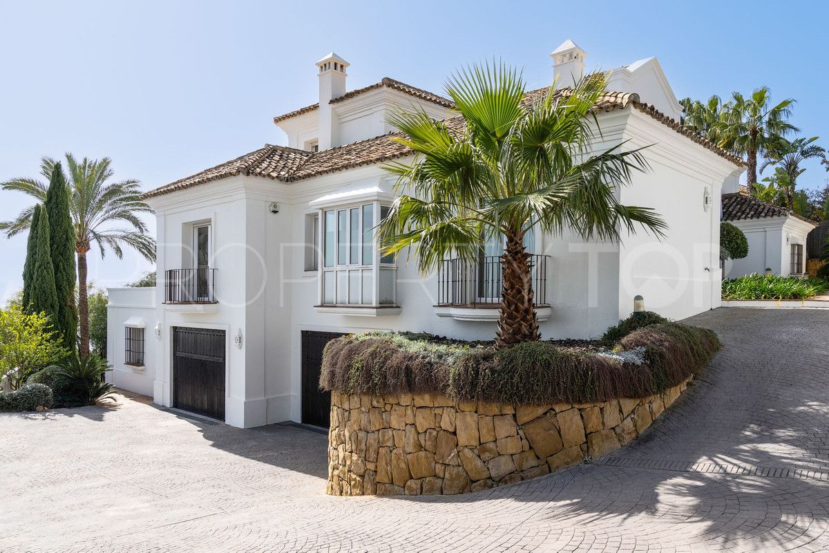 Villa de 6 dormitorios en venta en Marbella Ciudad