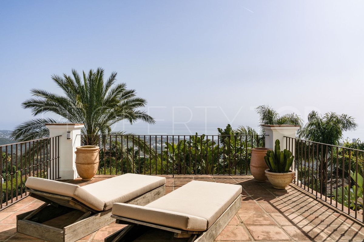 For sale Marbella City 6 bedrooms villa