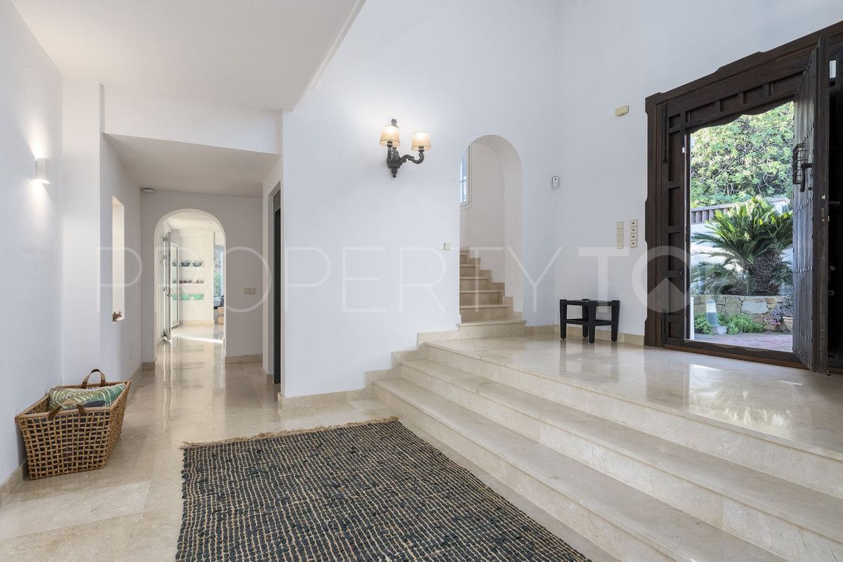 For sale Marbella City 6 bedrooms villa