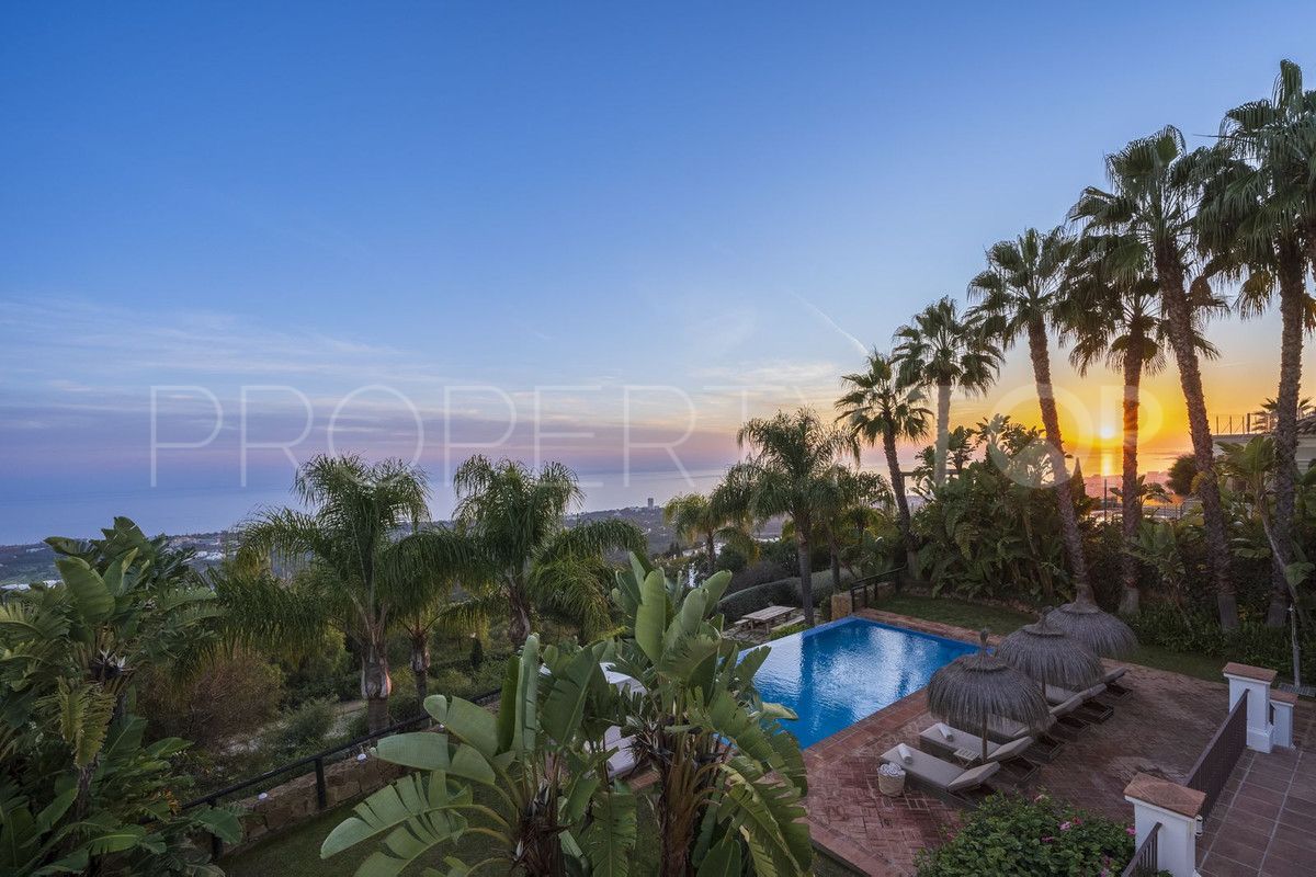 For sale Marbella City 6 bedrooms villa