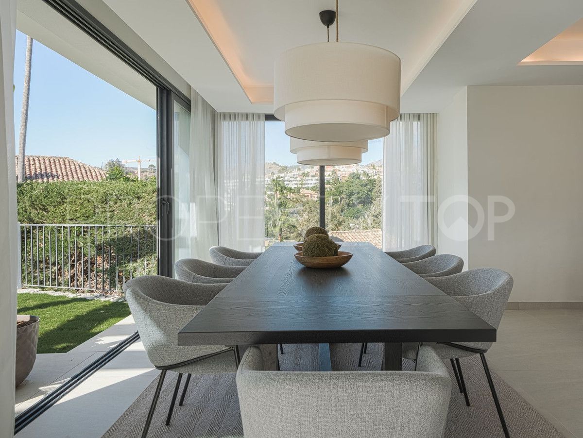 Villa a la venta de 4 dormitorios en Marbella Ciudad