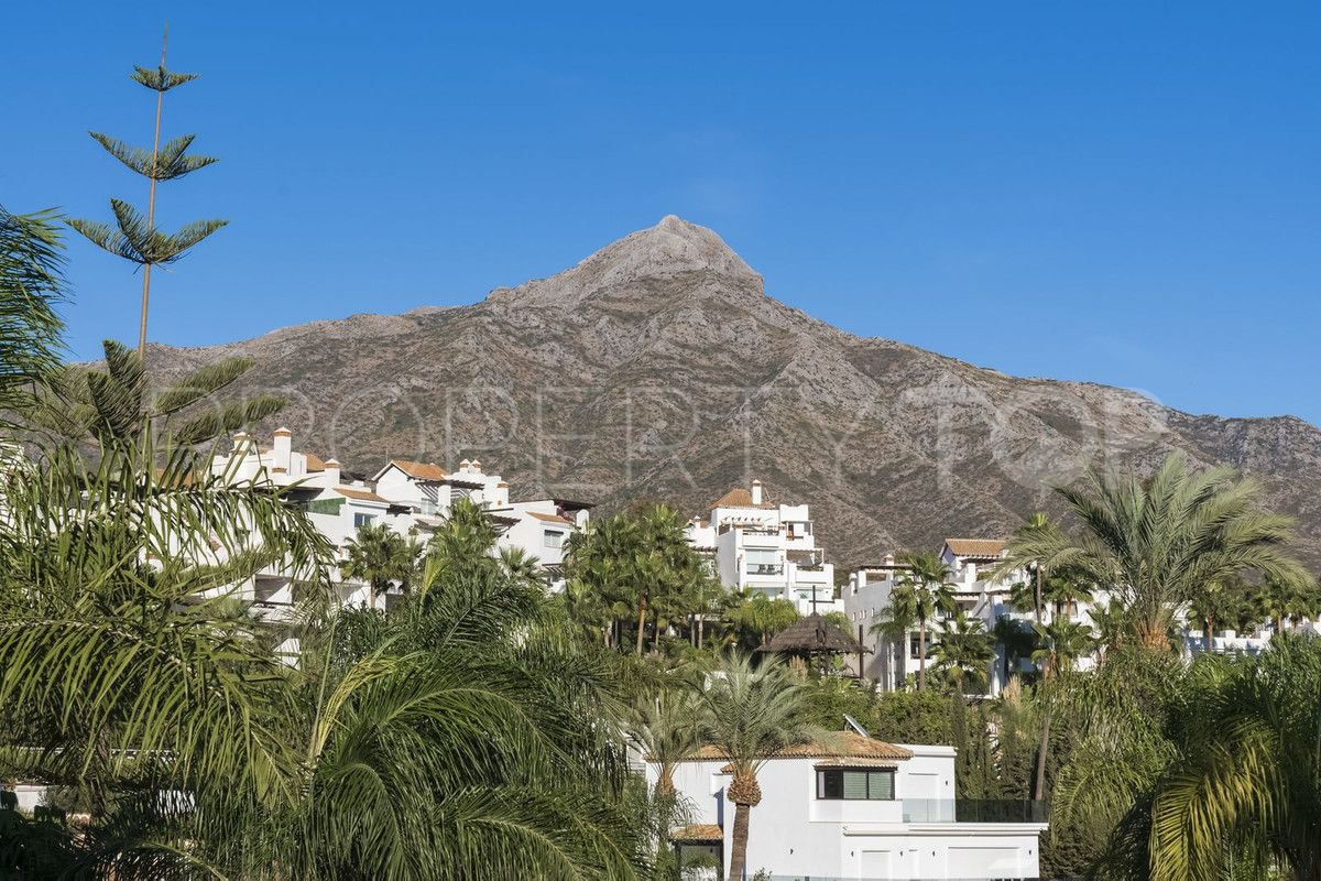 For sale Marbella City villa with 4 bedrooms