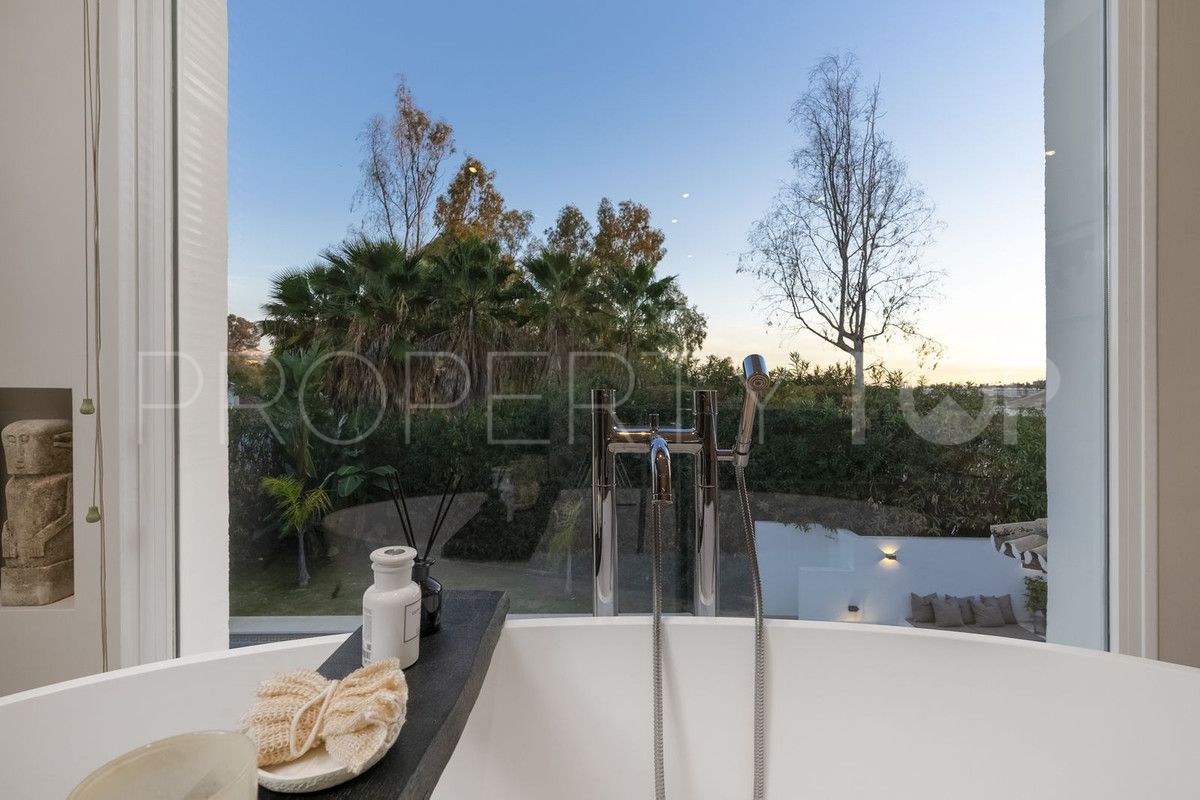 For sale Marbella City villa with 4 bedrooms