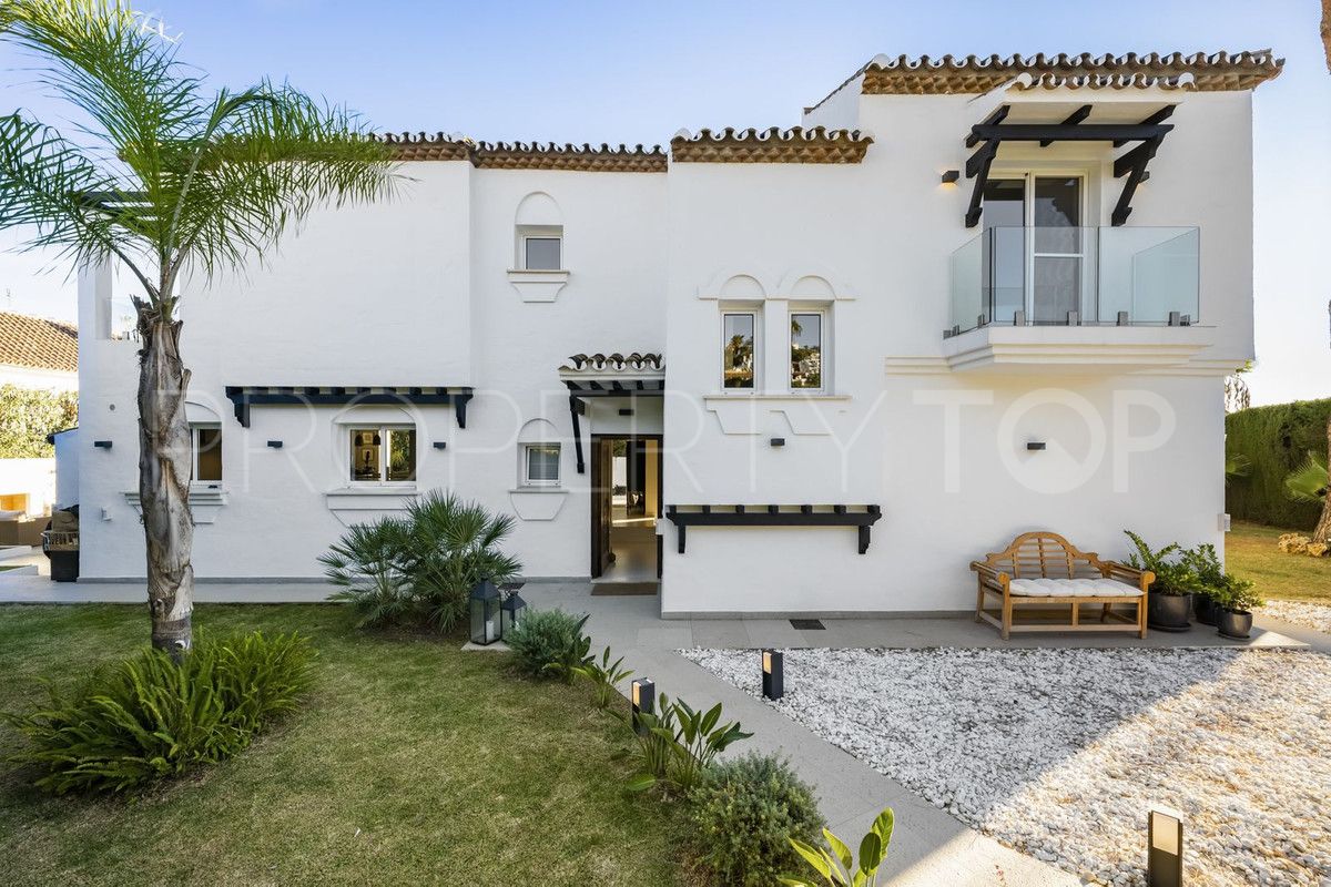 For sale Marbella City villa with 4 bedrooms