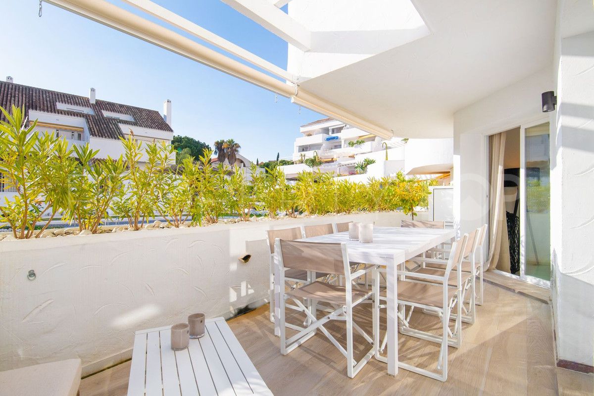 Apartamento planta baja en venta en Marbella Ciudad