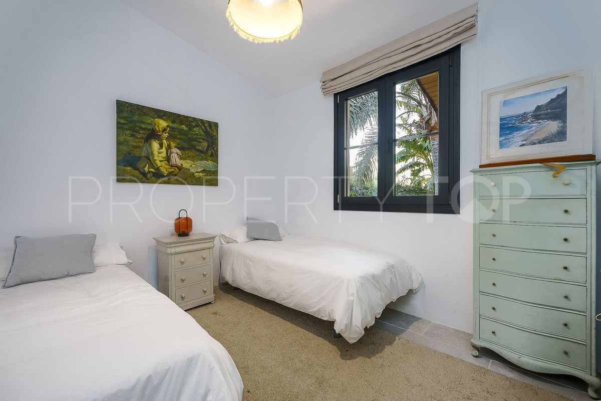 For sale Marbella City villa with 7 bedrooms
