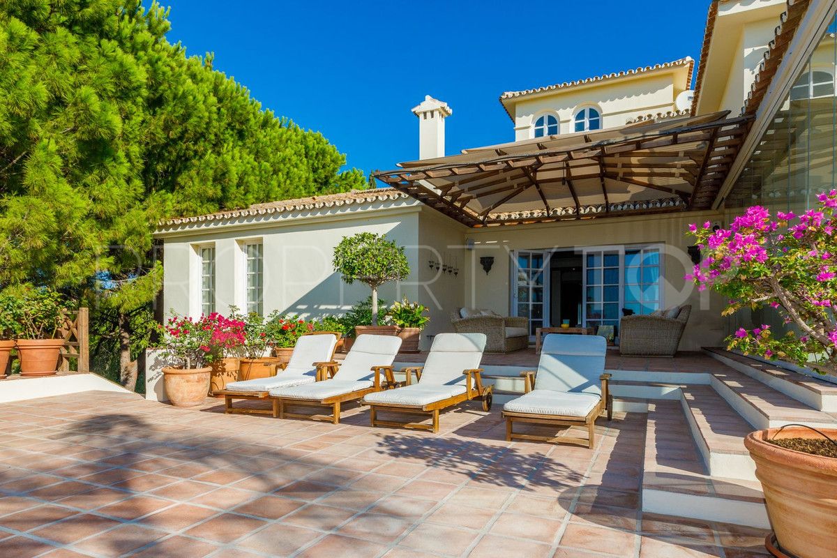 Villa en venta de 9 dormitorios en Mijas