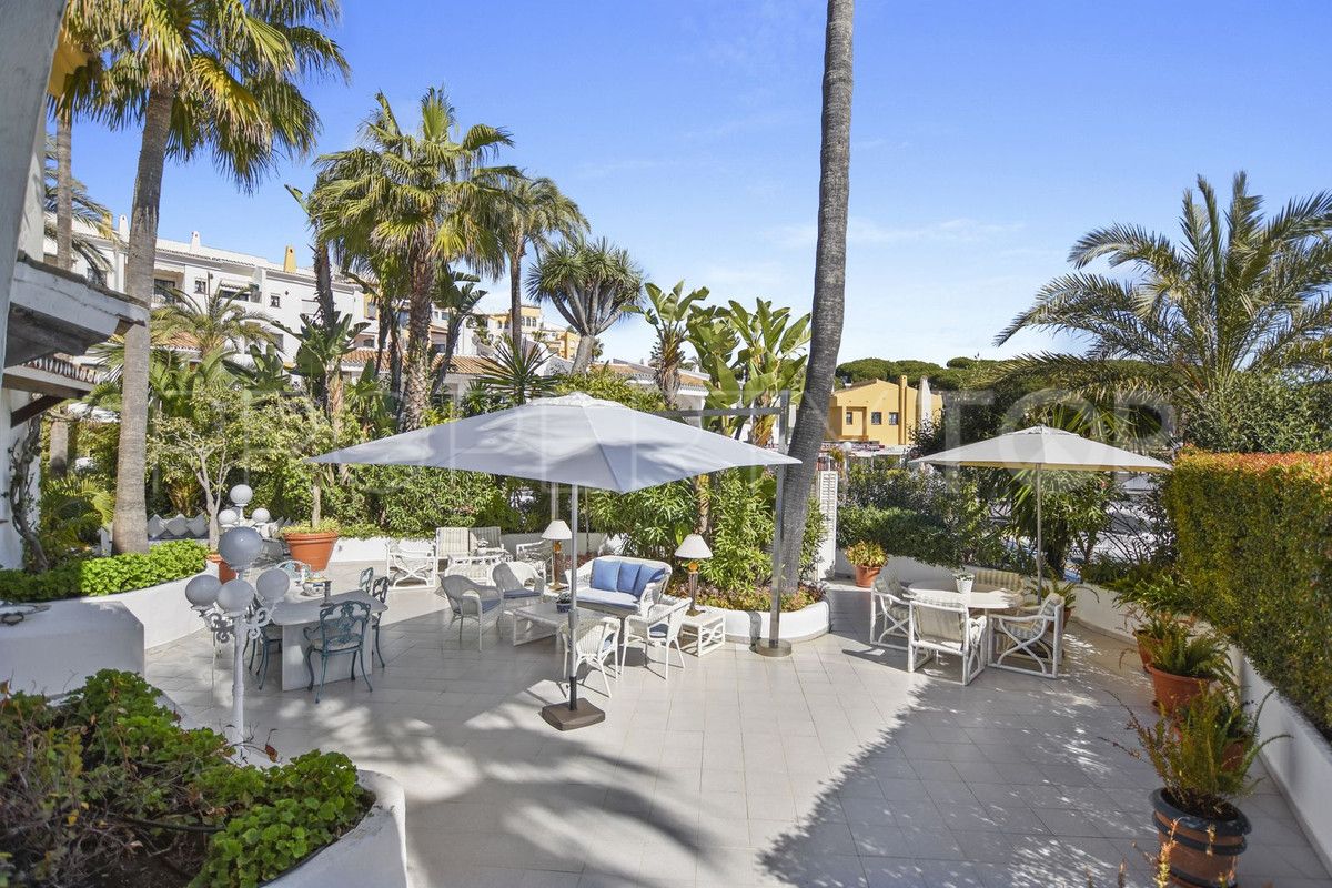 Se vende apartamento en Marbella Ciudad