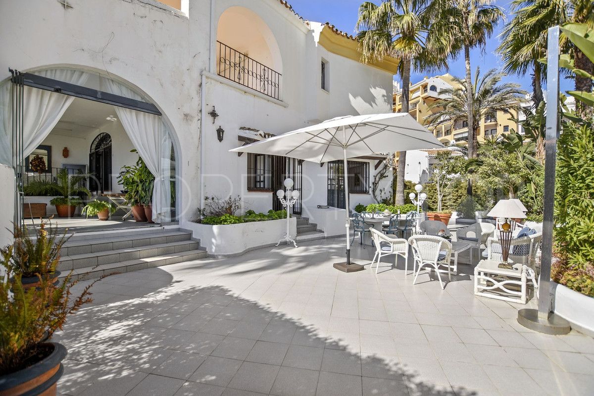 Se vende apartamento en Marbella Ciudad