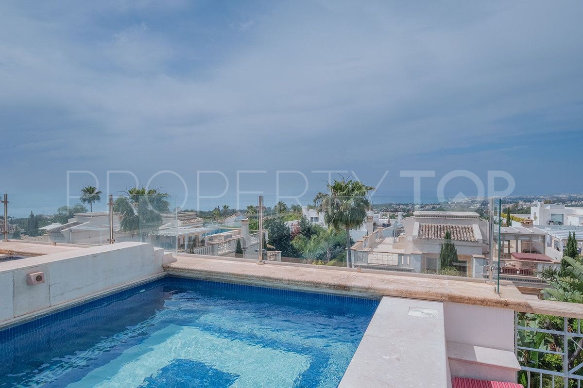 For sale Marbella City 5 bedrooms town house