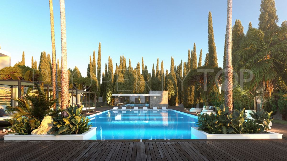 For sale 4 bedrooms villa in Marbella Golden Mile
