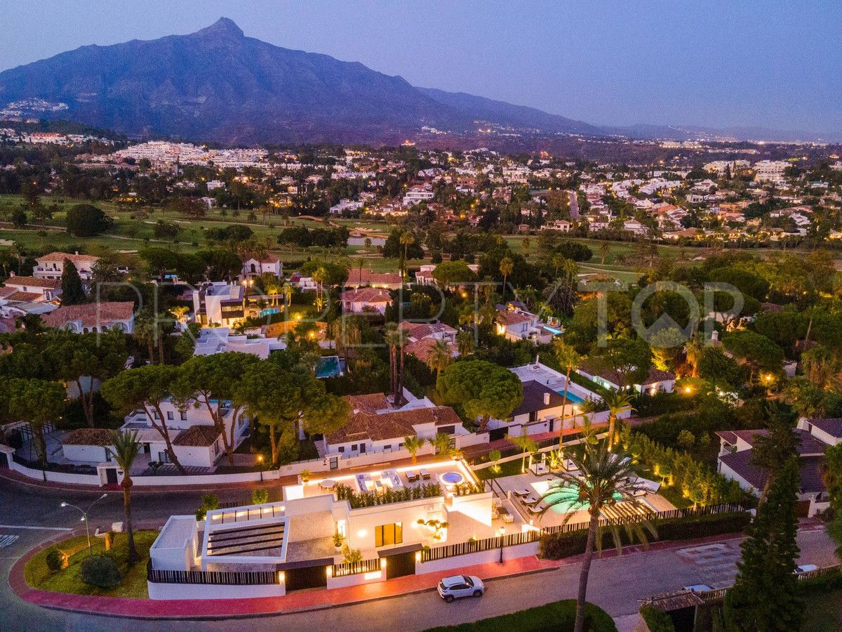 For sale Marbella City 5 bedrooms villa