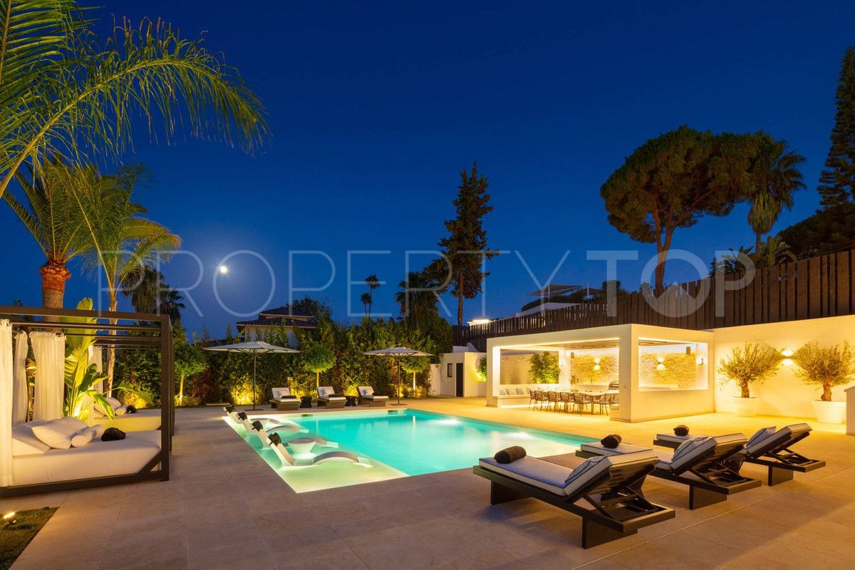 For sale Marbella City 5 bedrooms villa