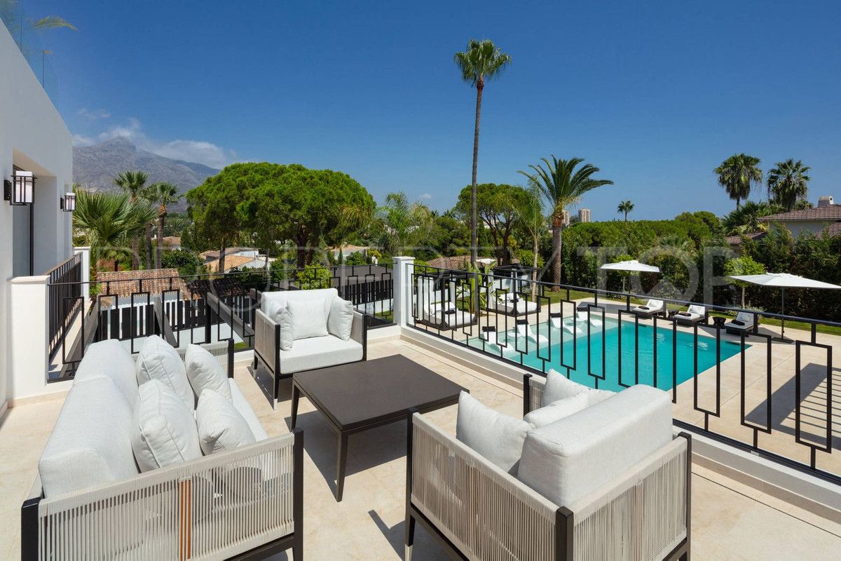 For sale Marbella City 5 bedrooms villa