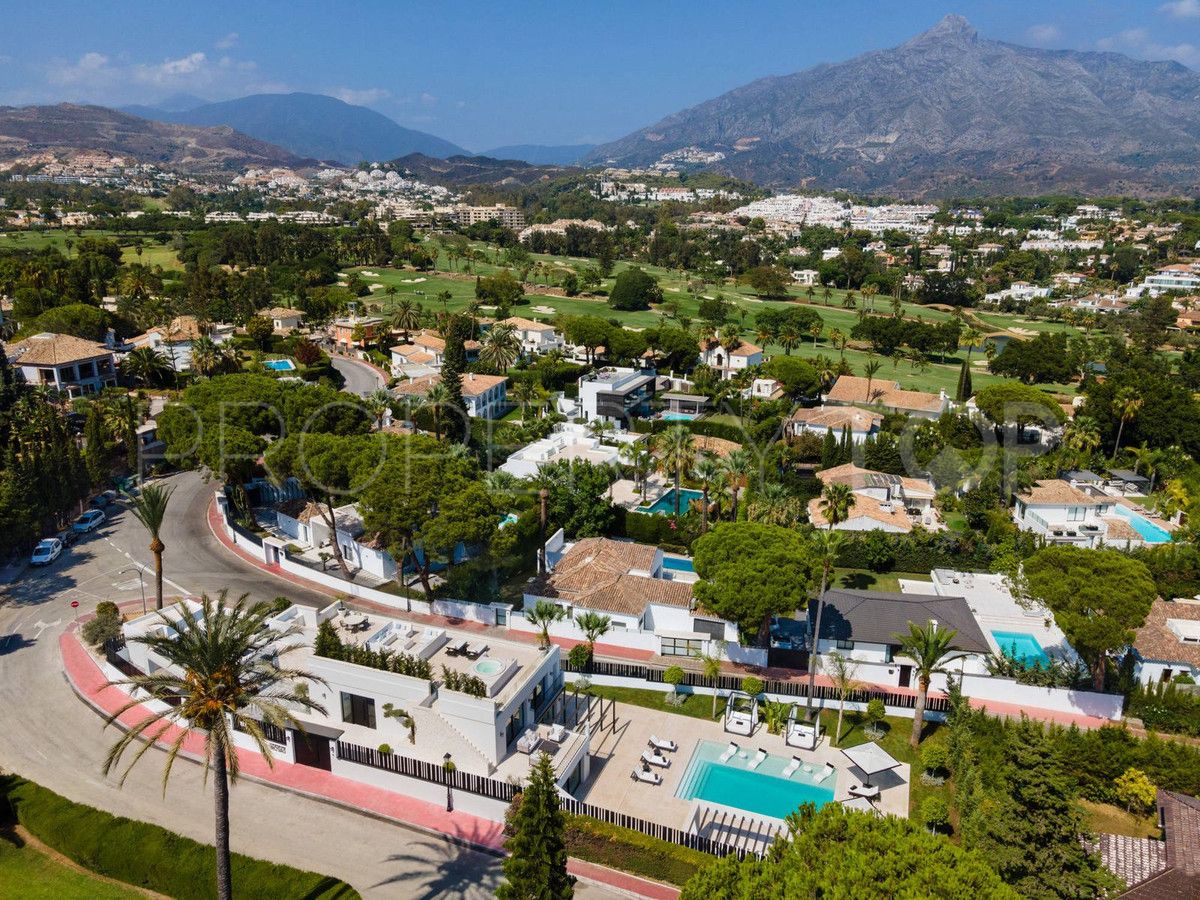 For sale Marbella City 5 bedrooms villa