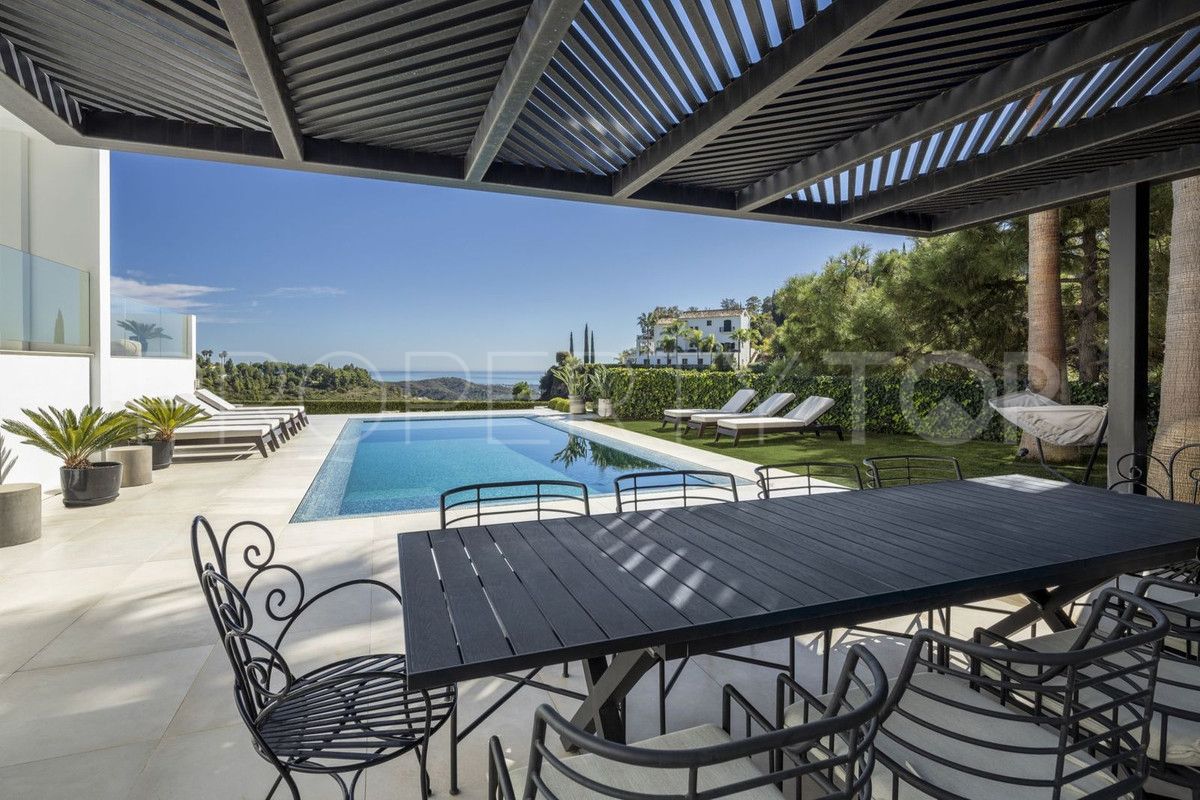 5 bedrooms villa in El Madroñal for sale